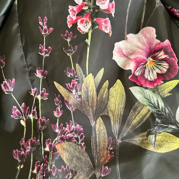 Jason Wu Women's Faux Leather Long Jacket Size M Black Button Closure Belted NEW - Picture 9 of 16